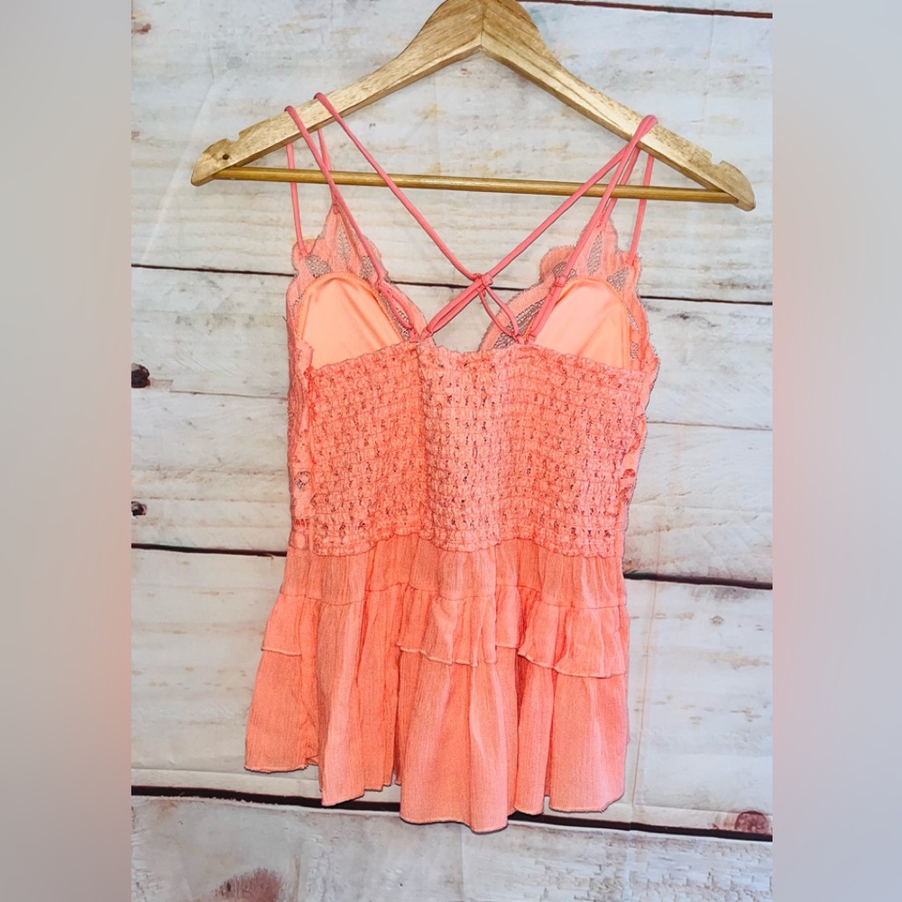 ZENANA Coral Lace Top NWT! sz L - Picture 2 of 7